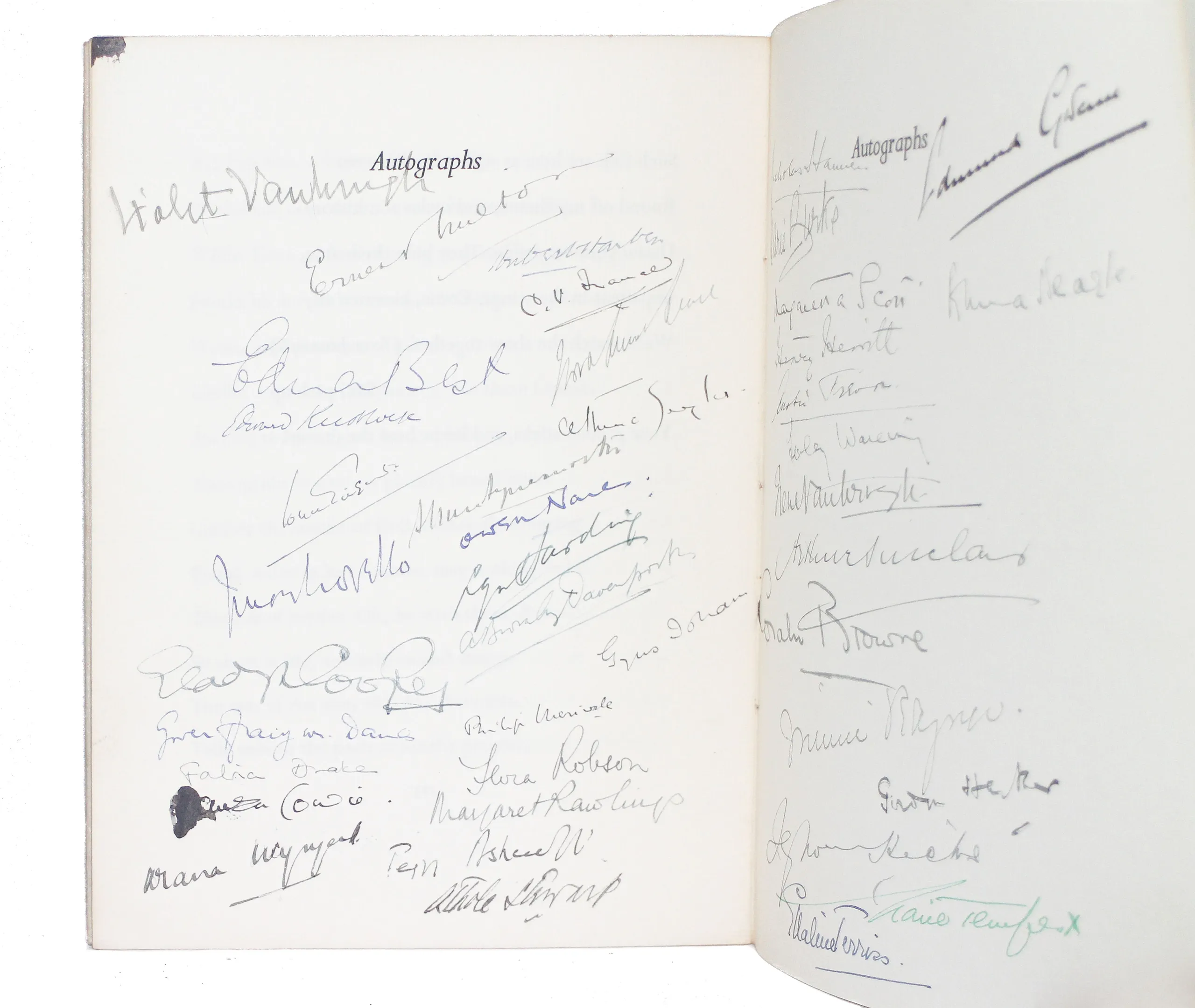 The Recording Shade. Chronicler of his Majesty's Servants.