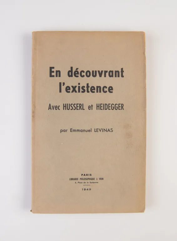 En découvrant l'existence avec Husserl et Heidegger.