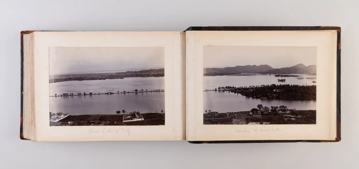 Xi hu quan jing [Complete Scenery of the West Lake].
