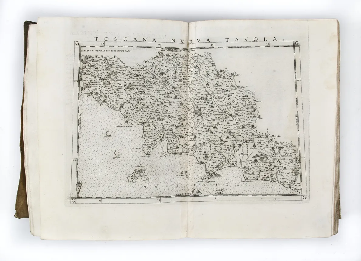 Geographia Cl. Ptolomaei Alexandrini olim a Bilibaldo Pirckheimerio traslata, ... Tabulæ XXVII, nempe antiquæ, & reliquæ nouæ, quæ totam continent terram, nostræ, ac Ptolemæi ætati cognitam ...