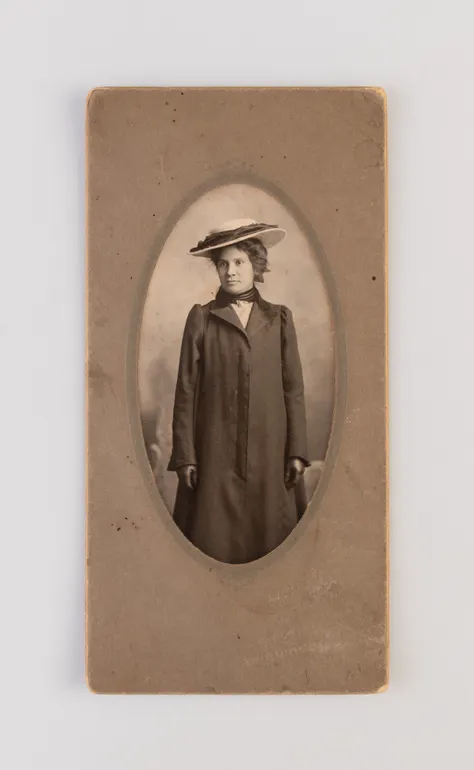 [Cabinet Card of Amy Dolphus, a Student at the Carlisle Indian School.]