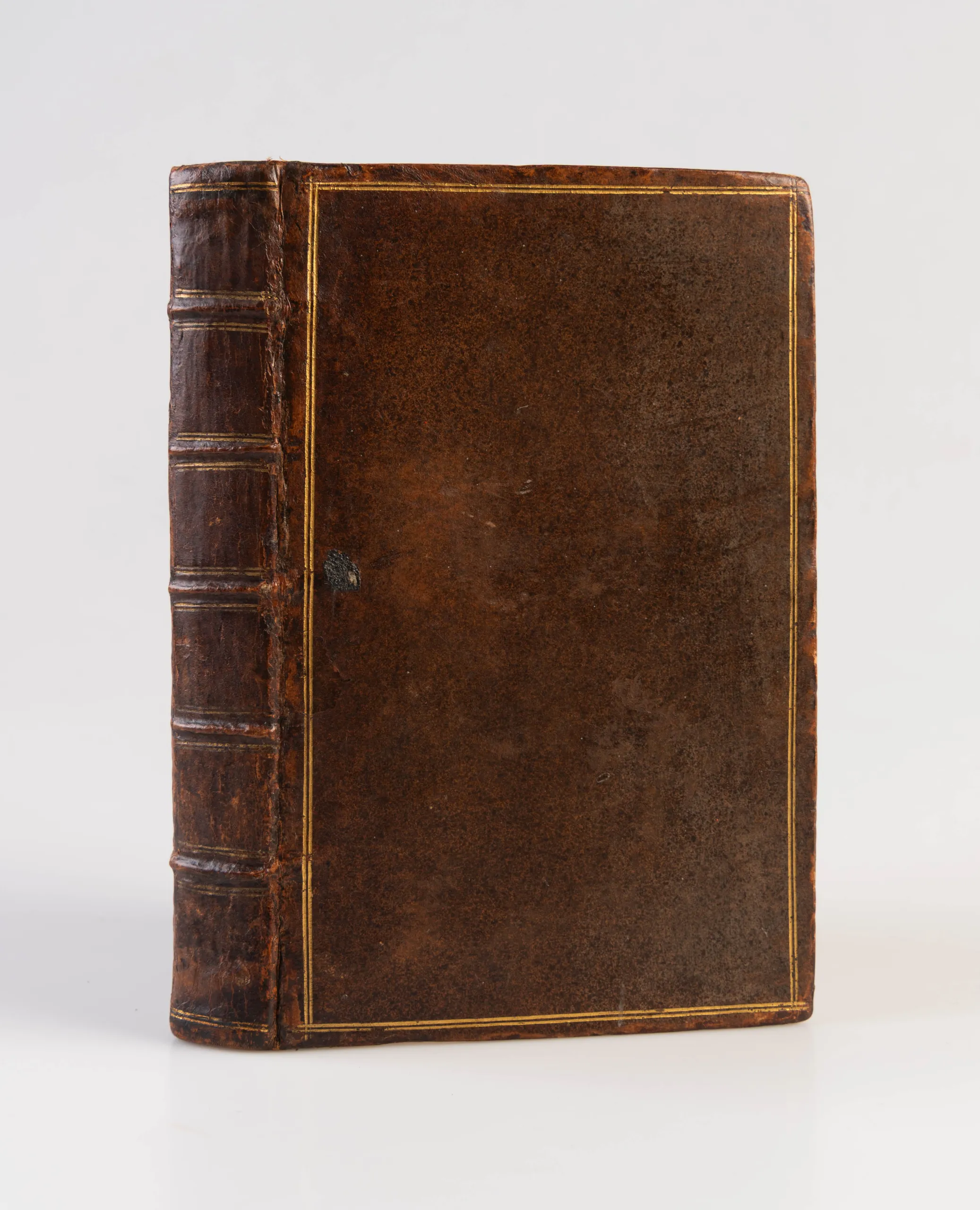 Letters concerning the English Nation.