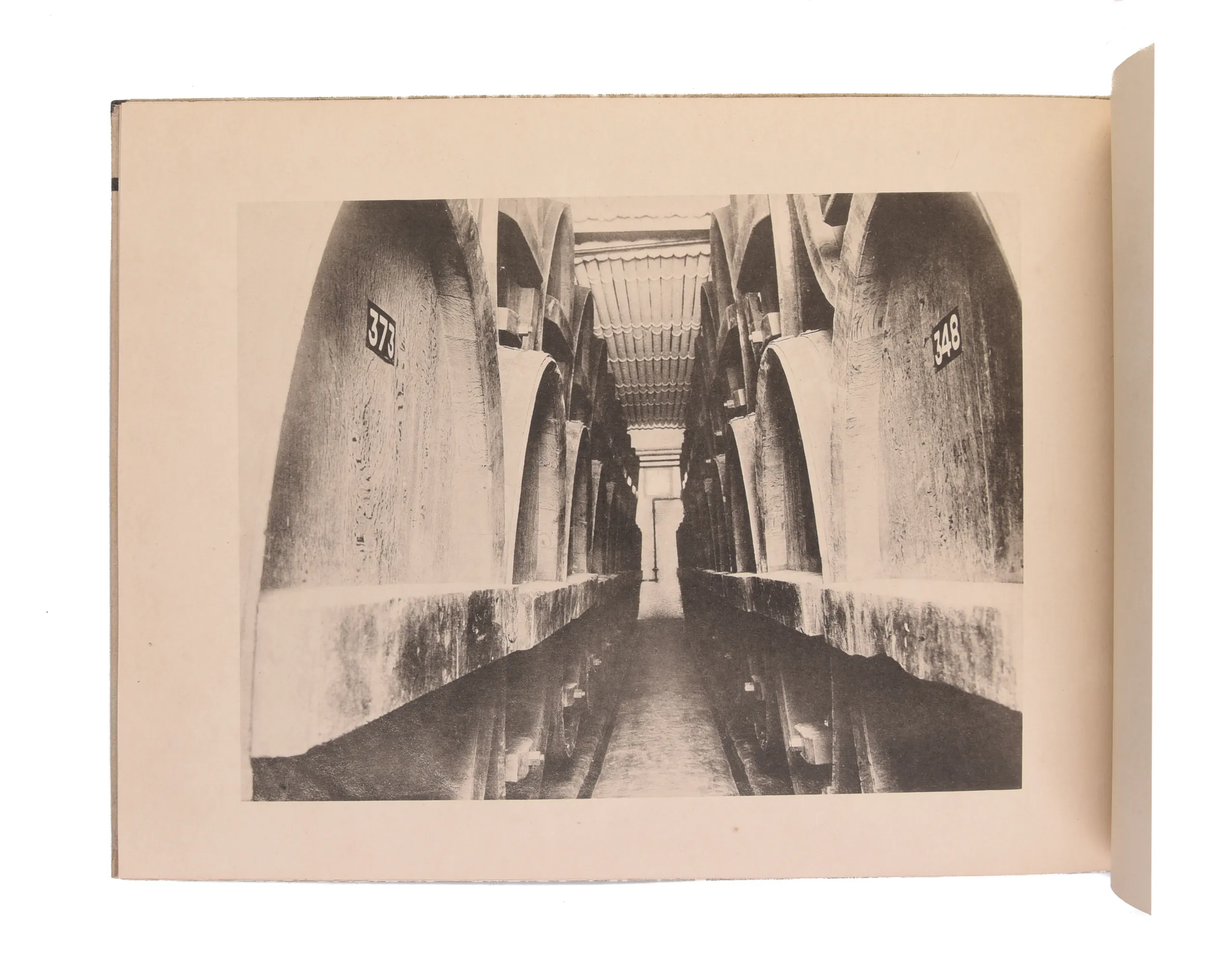 Togu denka gyokei kinen shashincho. [Memorial Album on the occasion of the Prince's visit].